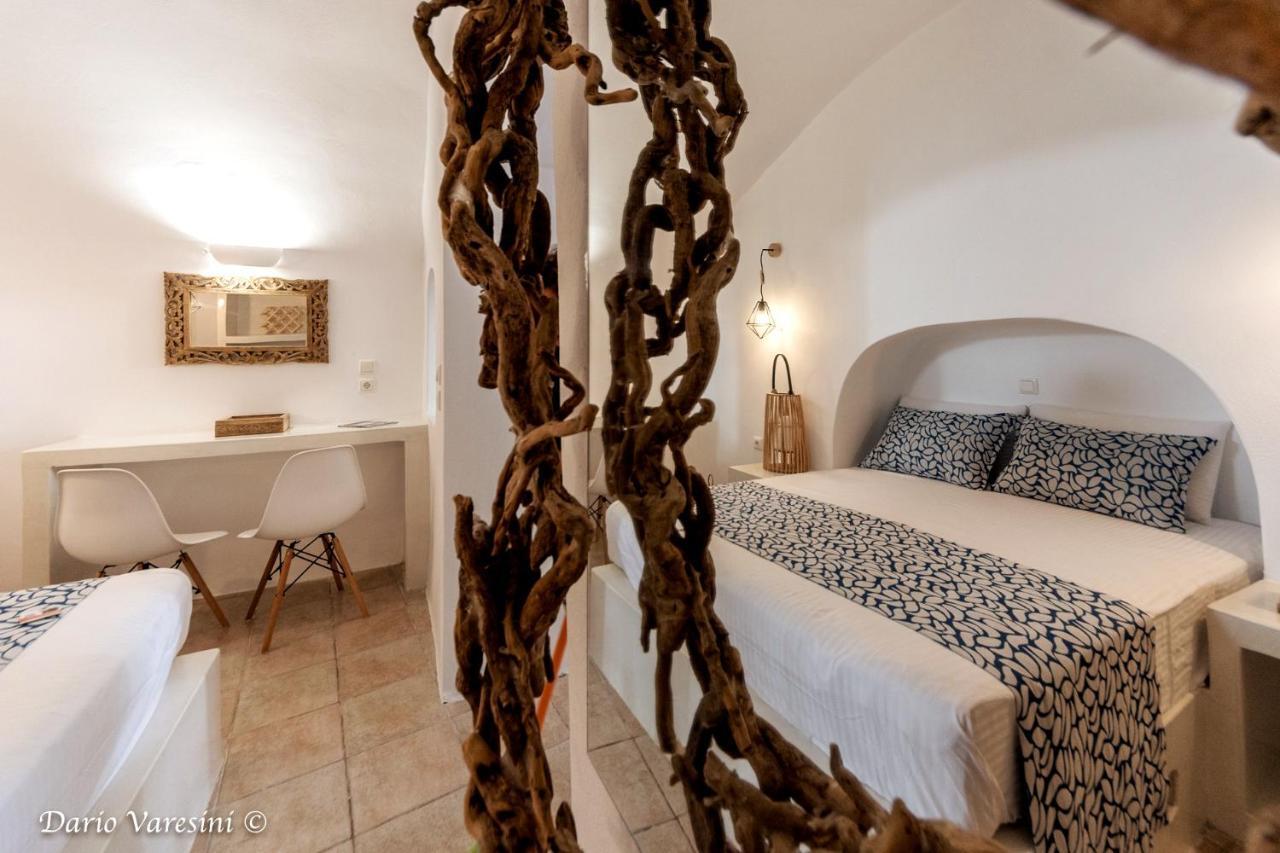 Santorinian Lava House Villa Pyrgos Kallistis Exterior photo